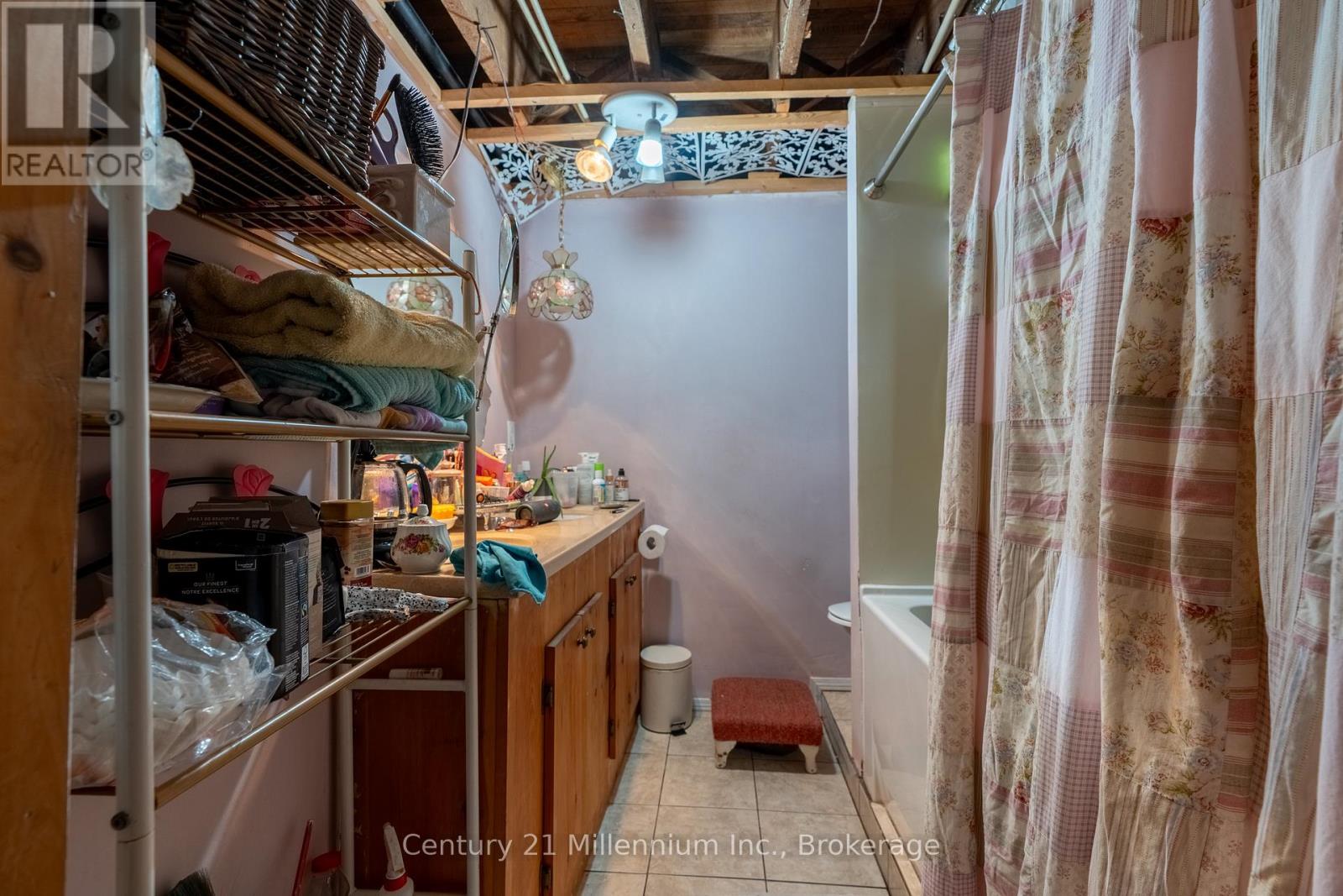 1700 3RD AVENUE E - 17