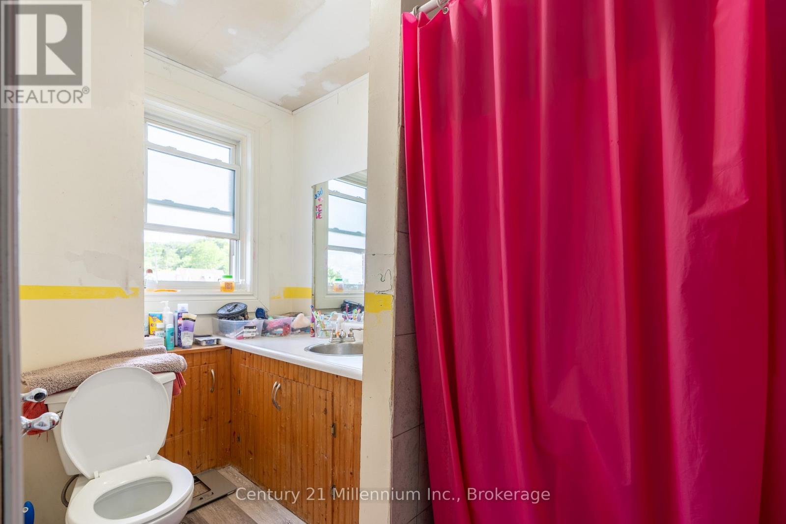 1700 3RD AVENUE E - 23