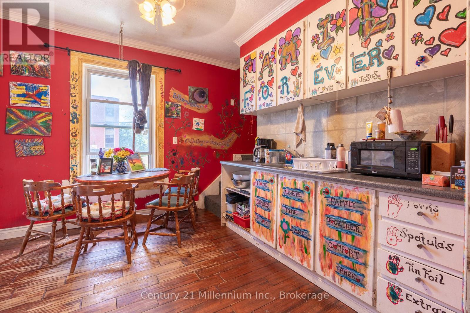 1700 3RD AVENUE E - 25