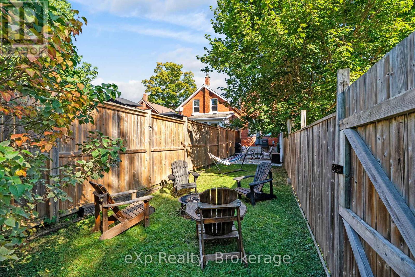 63 GUELPH STREET - 32