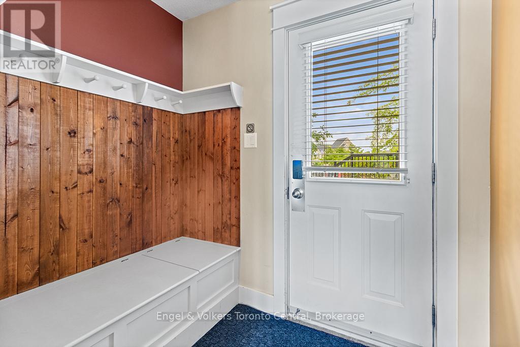 #122 125 FAIRWAY COURT - 11
