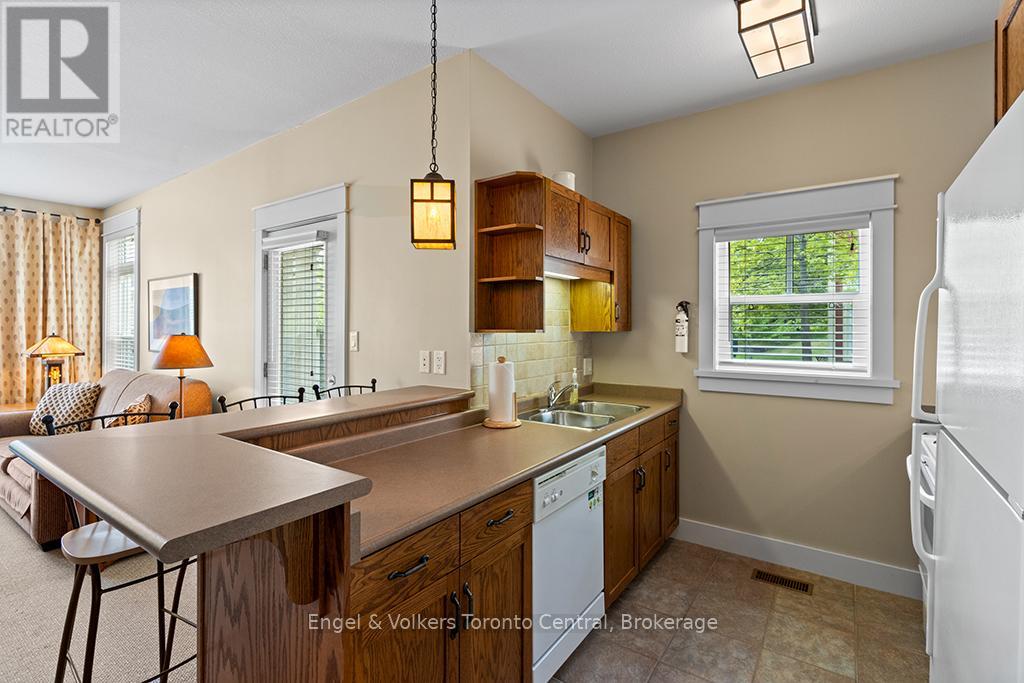 #122 125 FAIRWAY COURT - 13