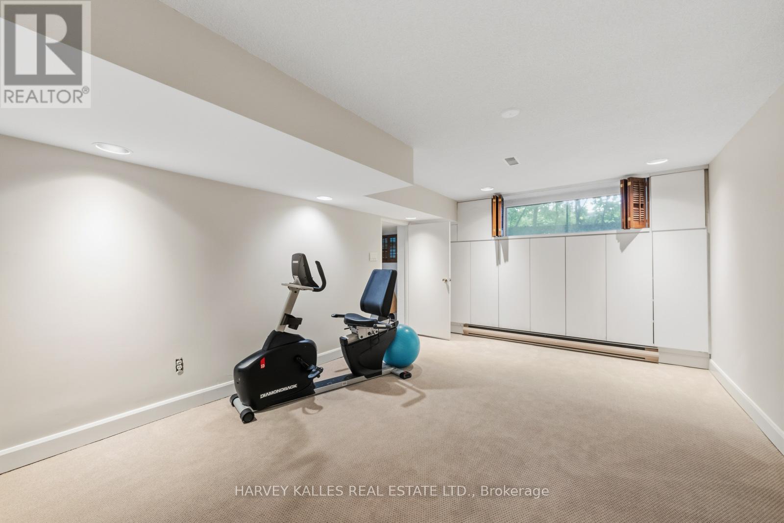 1 VYNER ROAD - 34