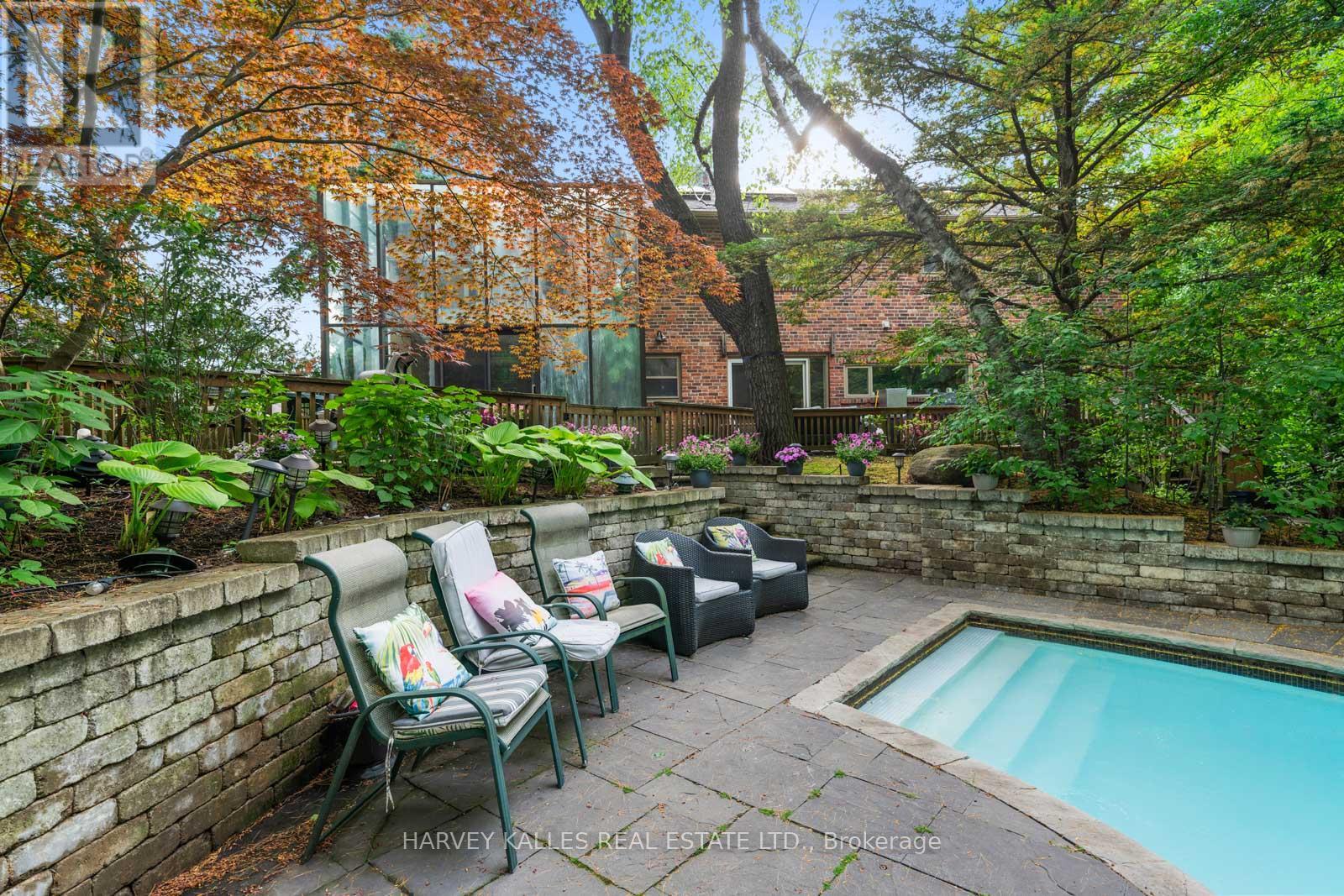 1 VYNER ROAD - 39