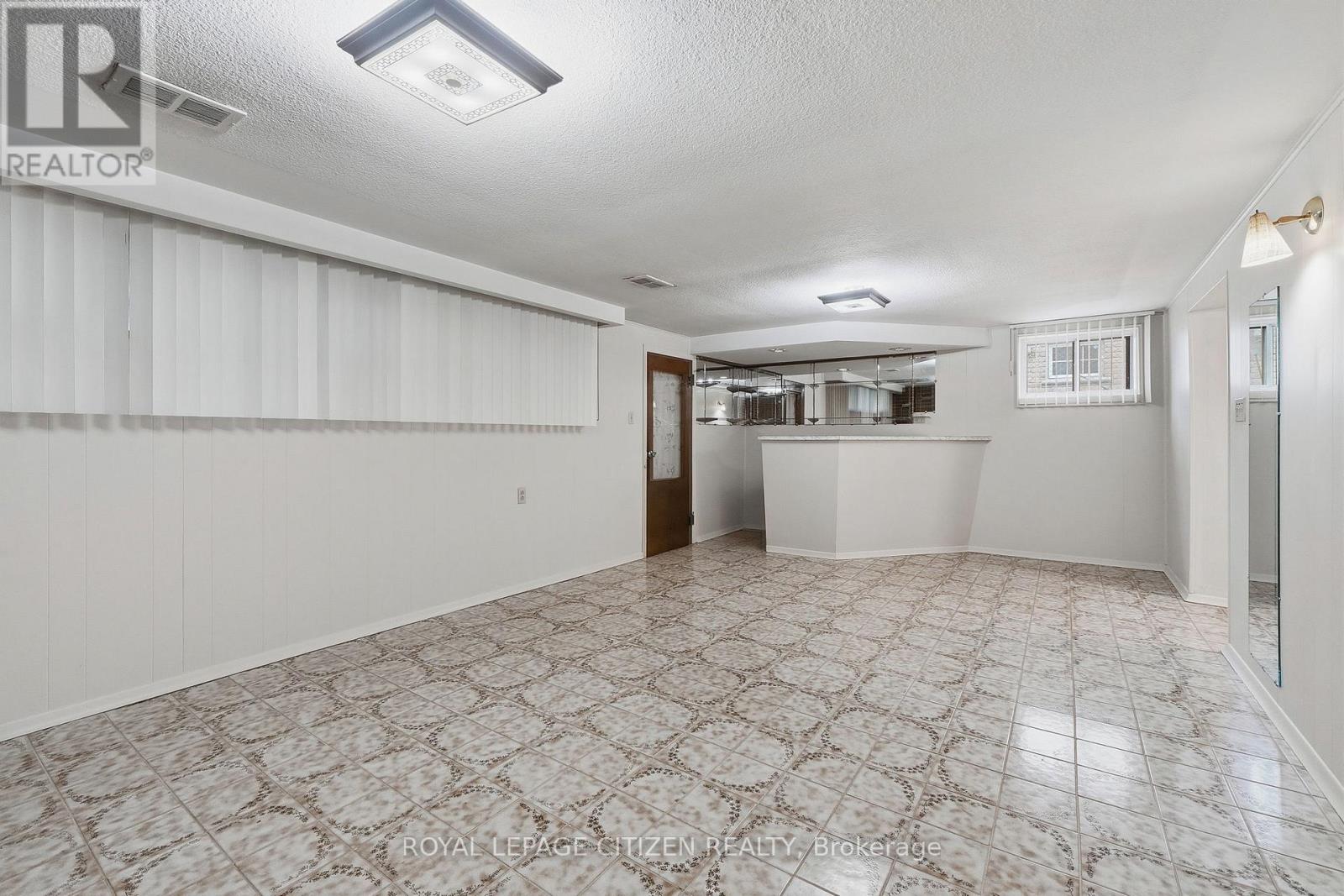 59 OTONABEE AVENUE - 28