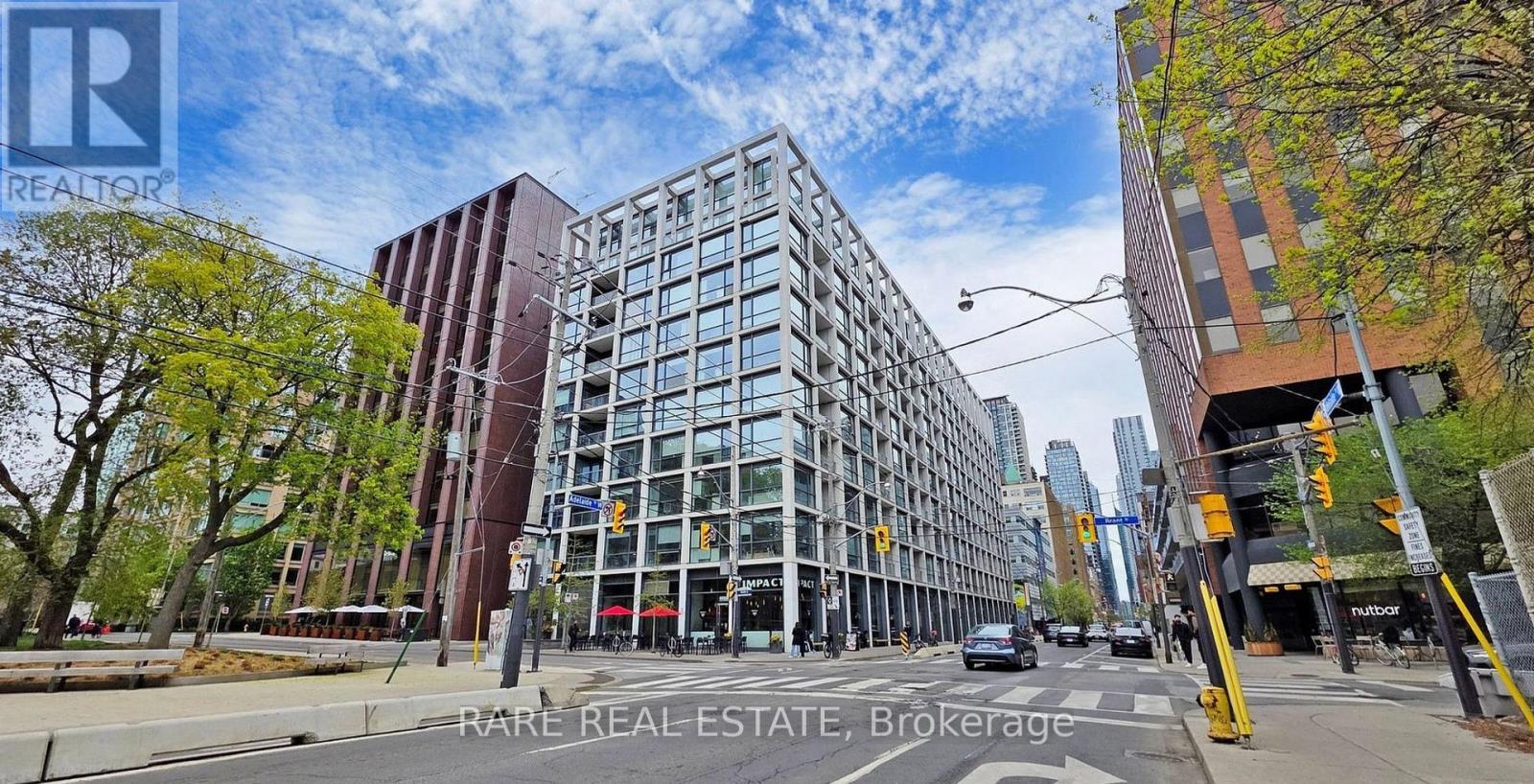 #421 39 BRANT STREET - 15