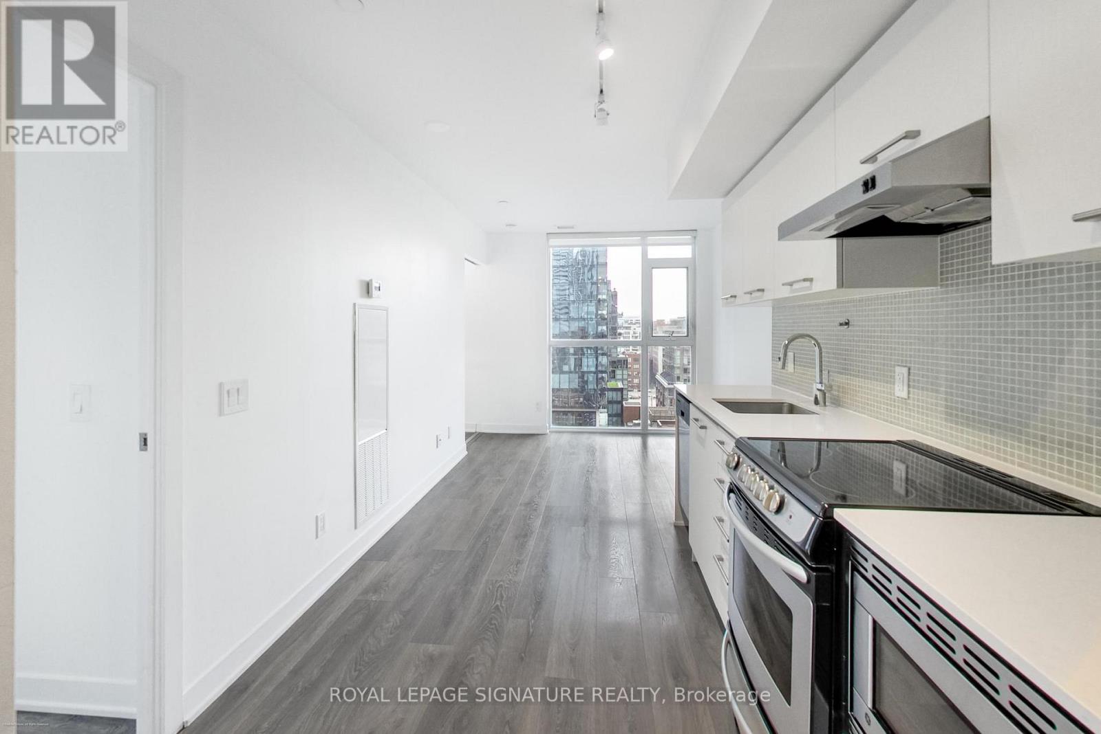 #1203 87 PETER STREET - 10