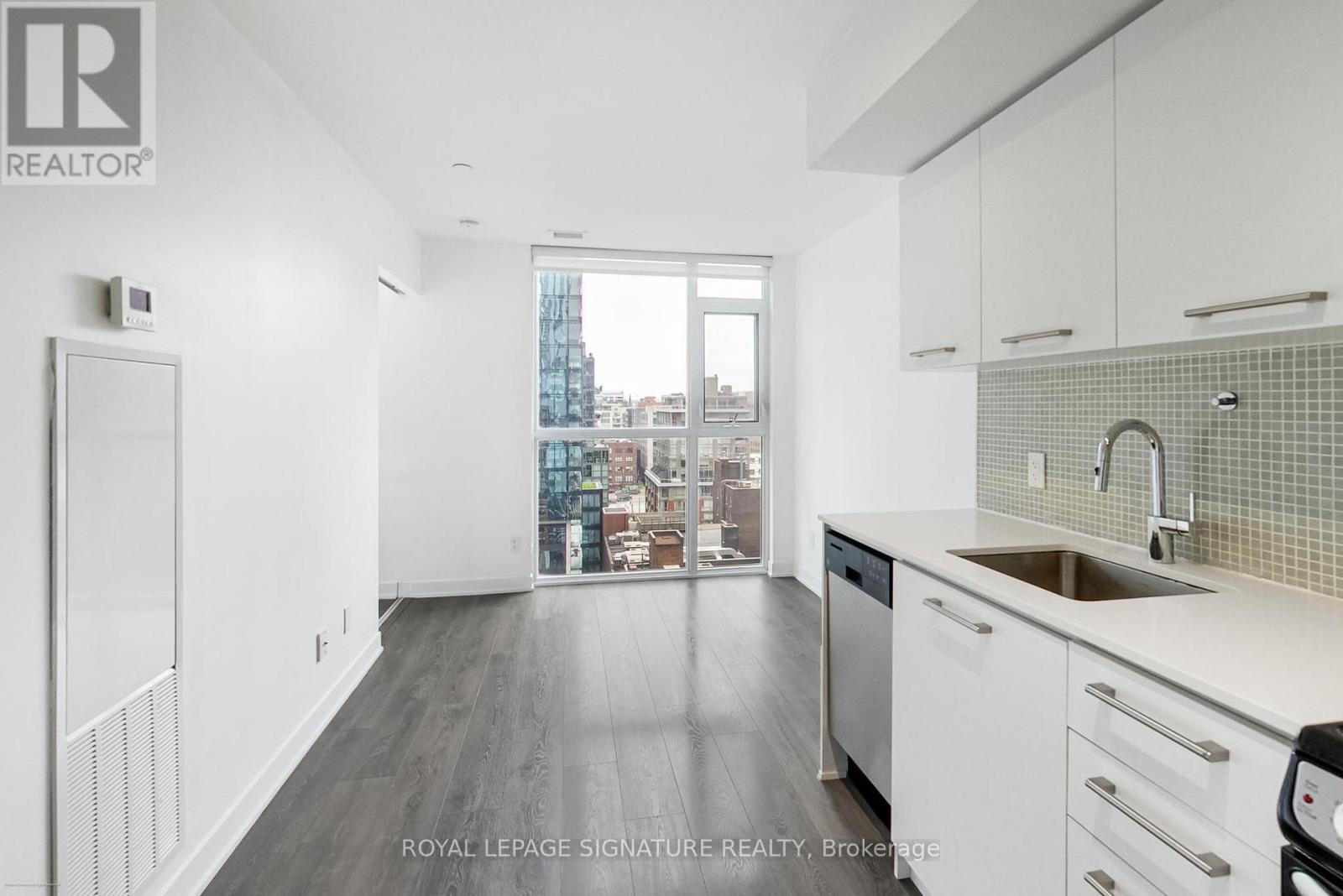 #1203 87 PETER STREET - 17