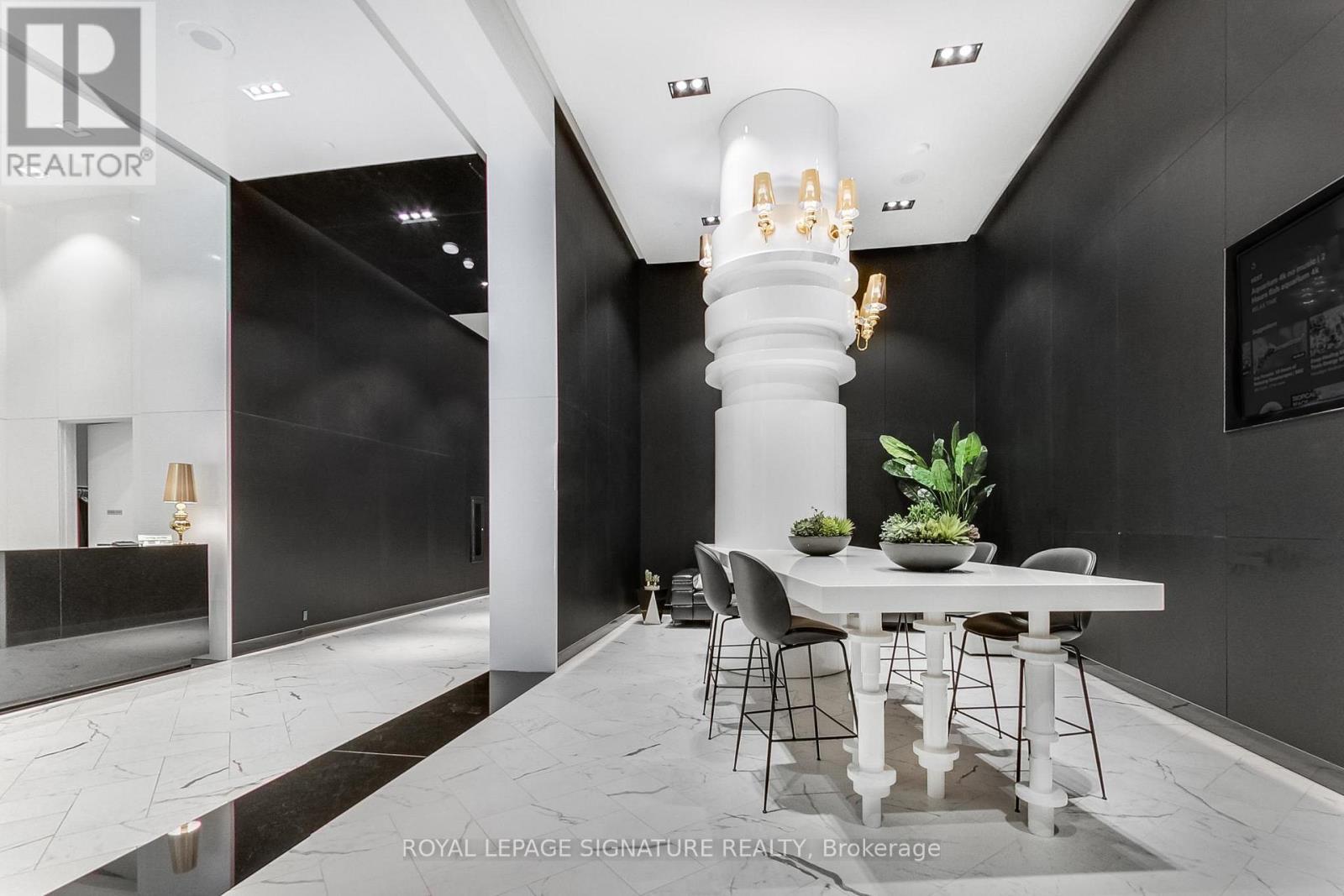 #1203 87 PETER STREET - 27
