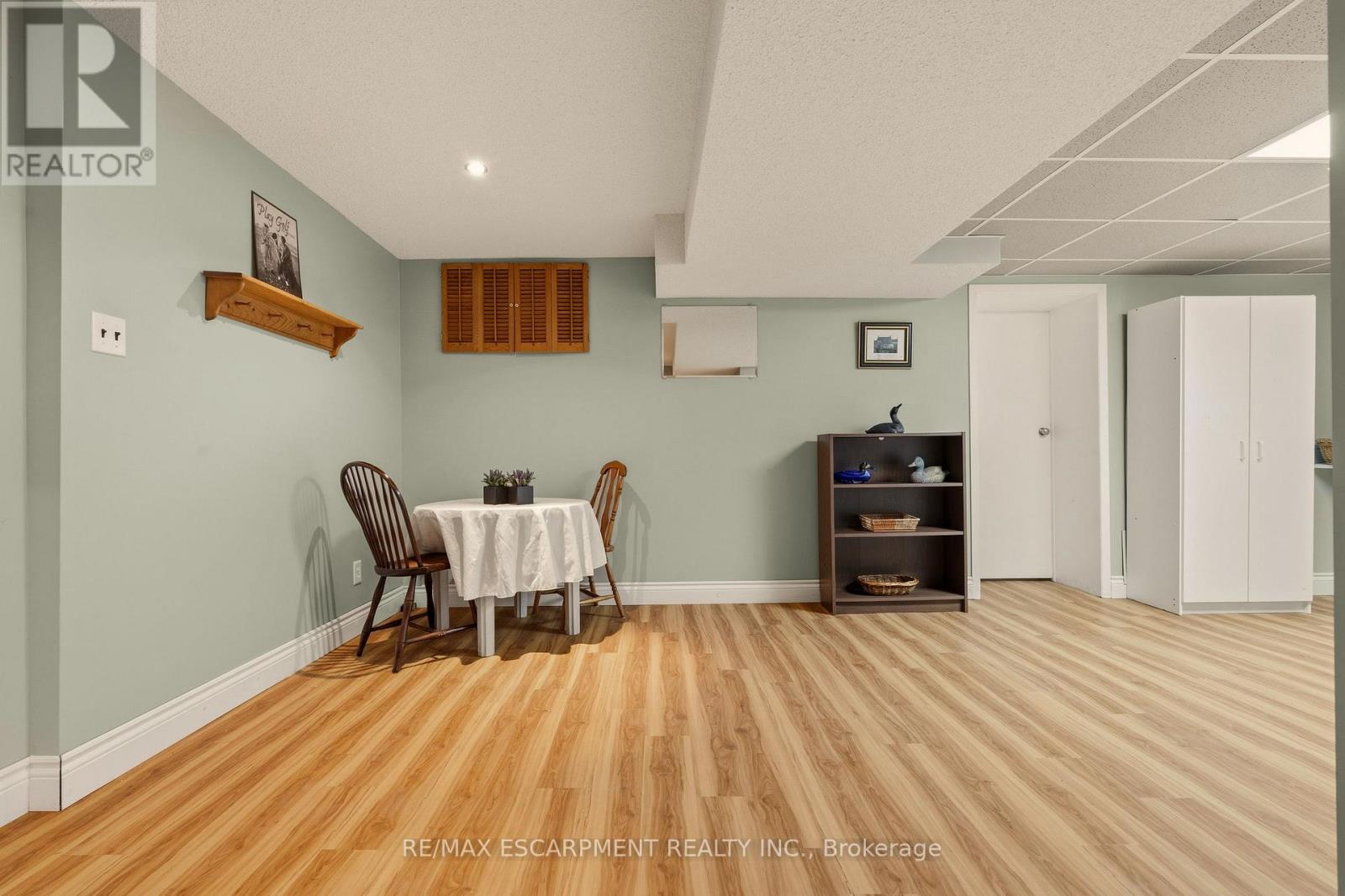 51 WESTWOOD AVENUE - 25