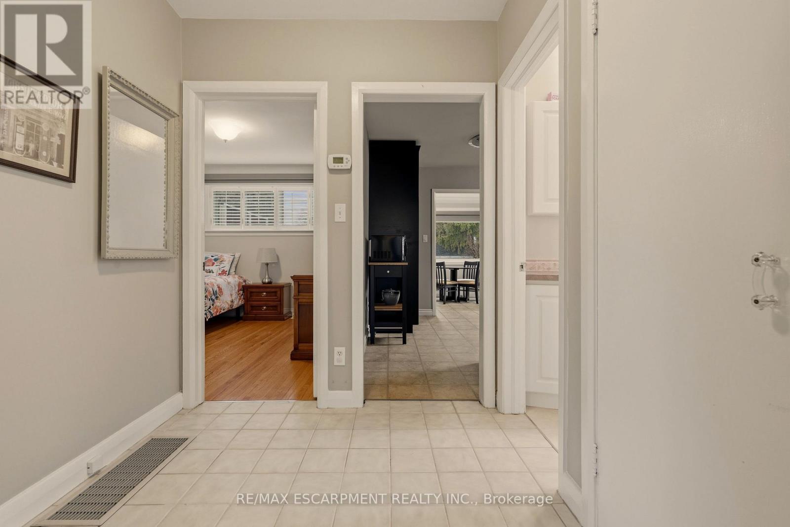 51 WESTWOOD AVENUE - 7