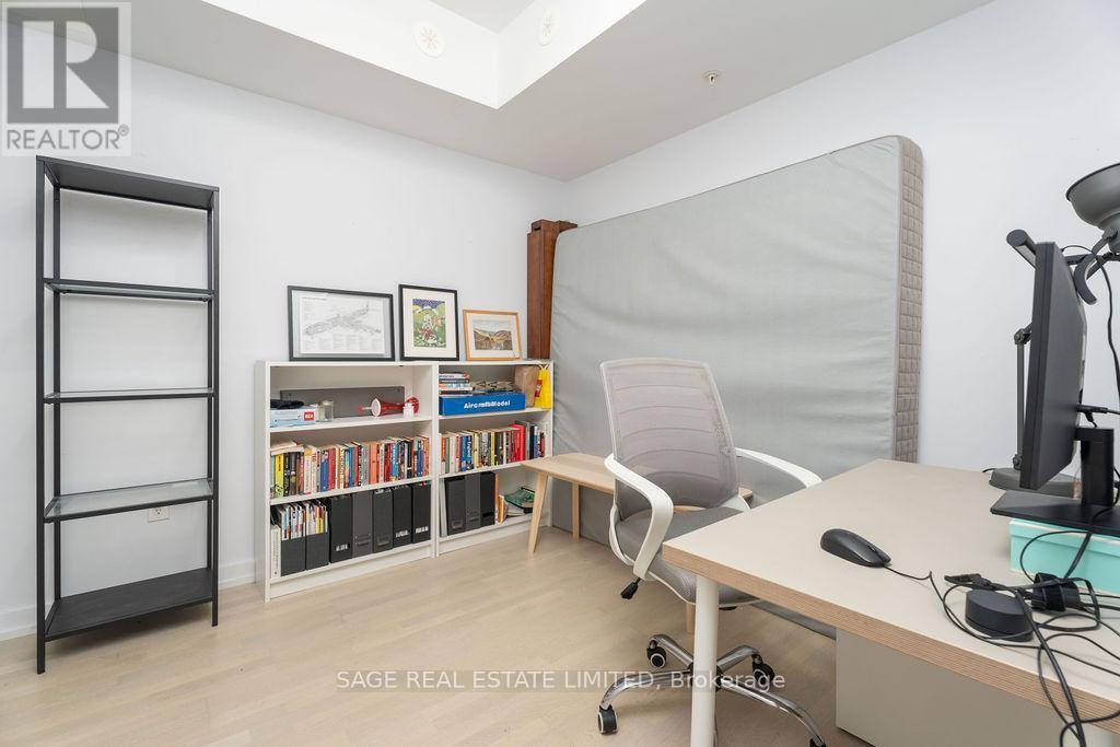 #TH3 150 BROADVIEW AVENUE - 11