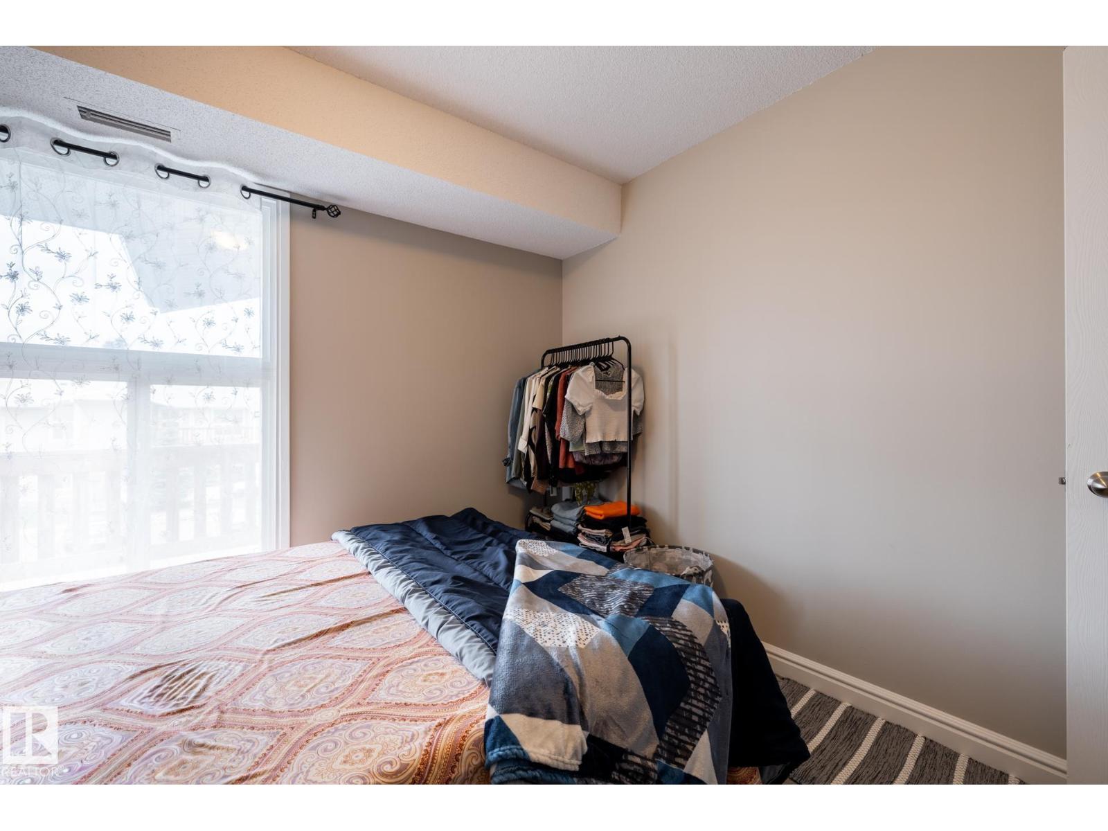 #8 2703 79 ST NW - 16