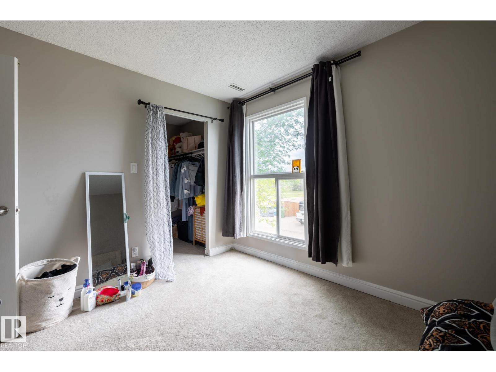 #8 2703 79 ST NW - 23