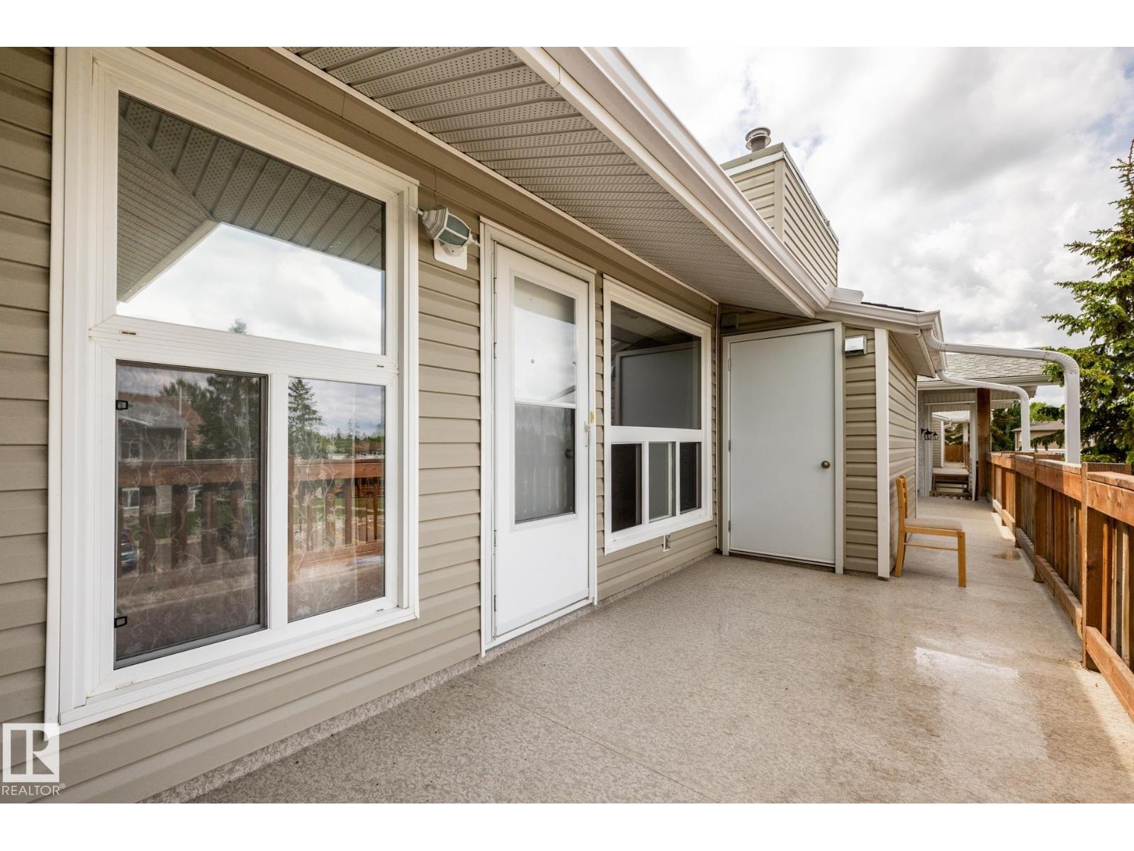 #8 2703 79 ST NW - 31