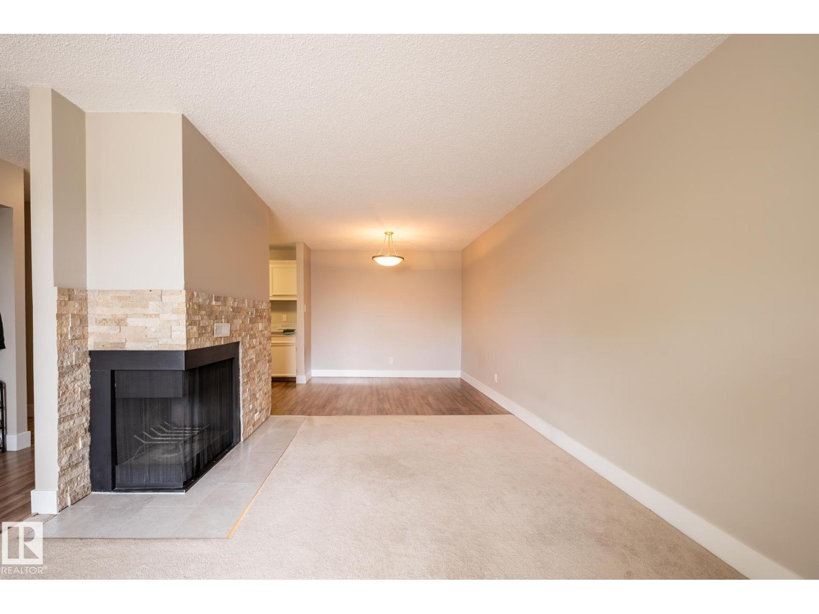 #8 2703 79 ST NW - 5