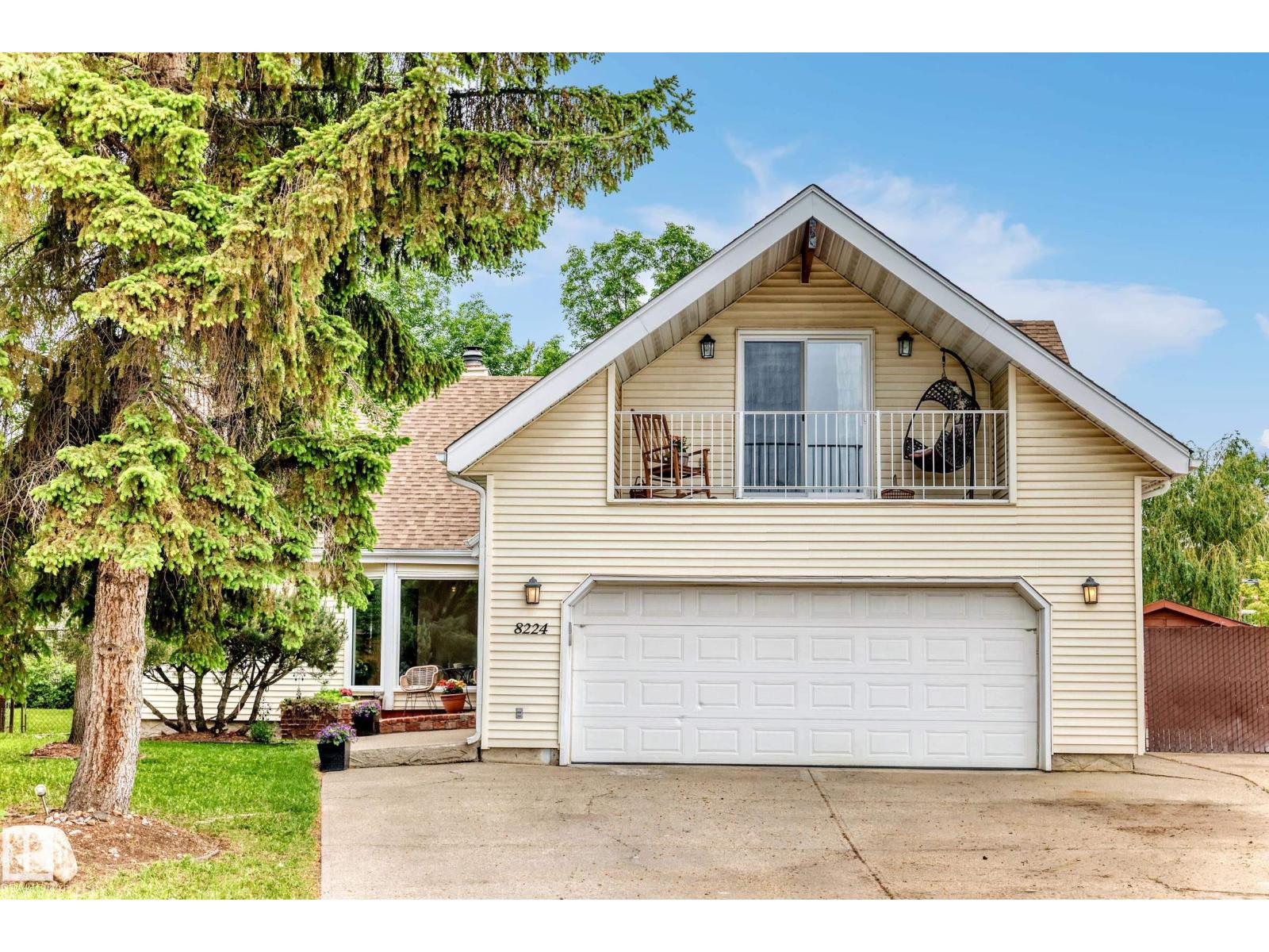 8224 186 ST NW NW - 1