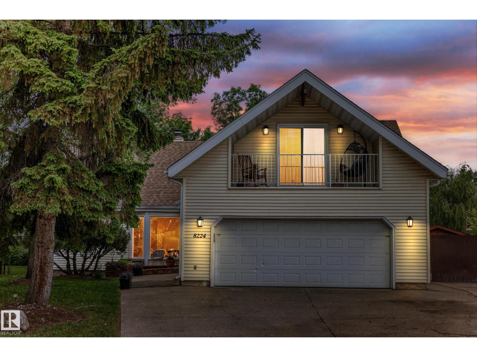 8224 186 ST NW NW - 4