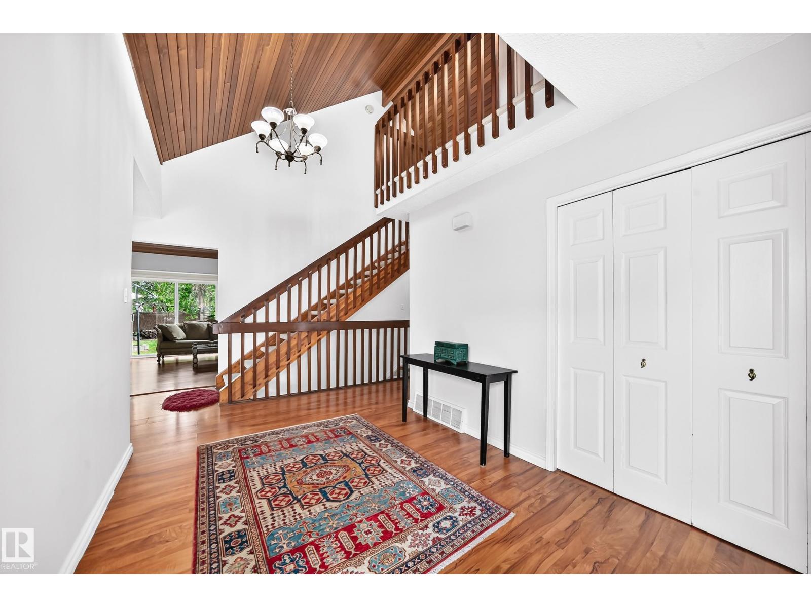 8224 186 ST NW NW - 6