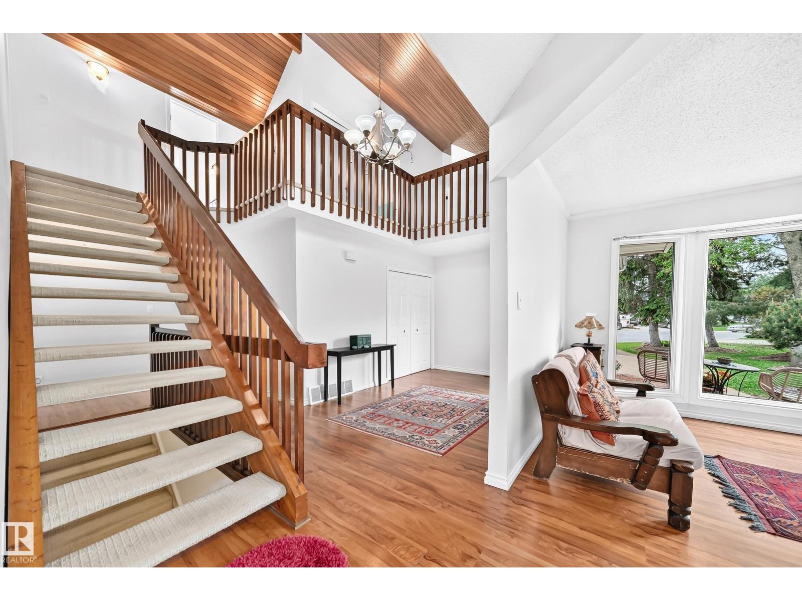 8224 186 ST NW NW - 7