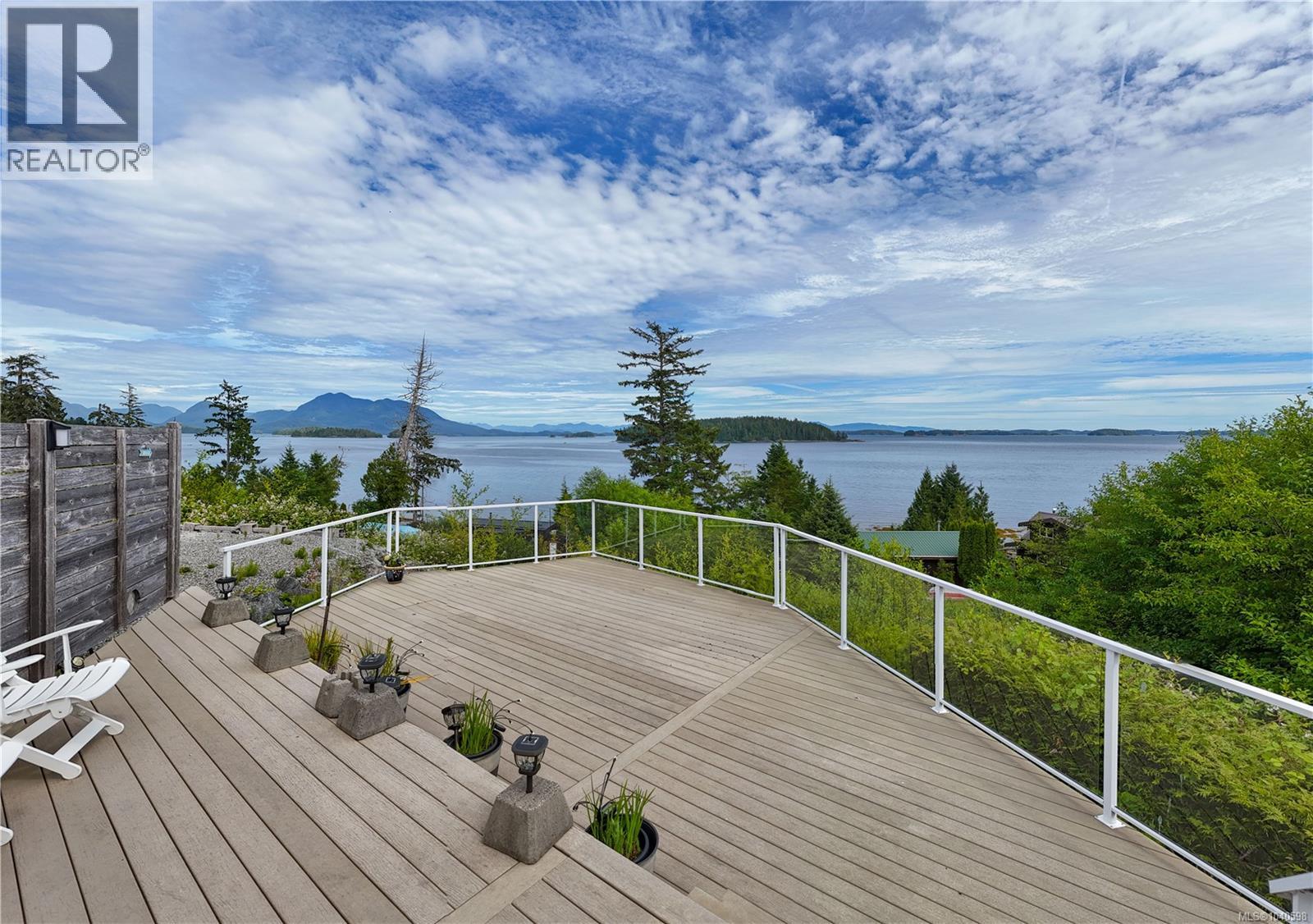 1073 Fifth Ave, Ucluelet