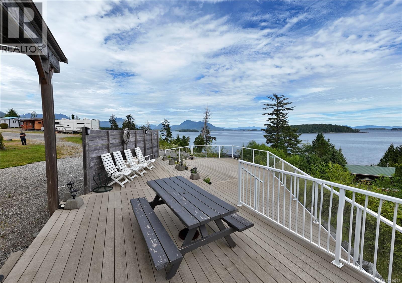 1073 Fifth Ave, Ucluelet