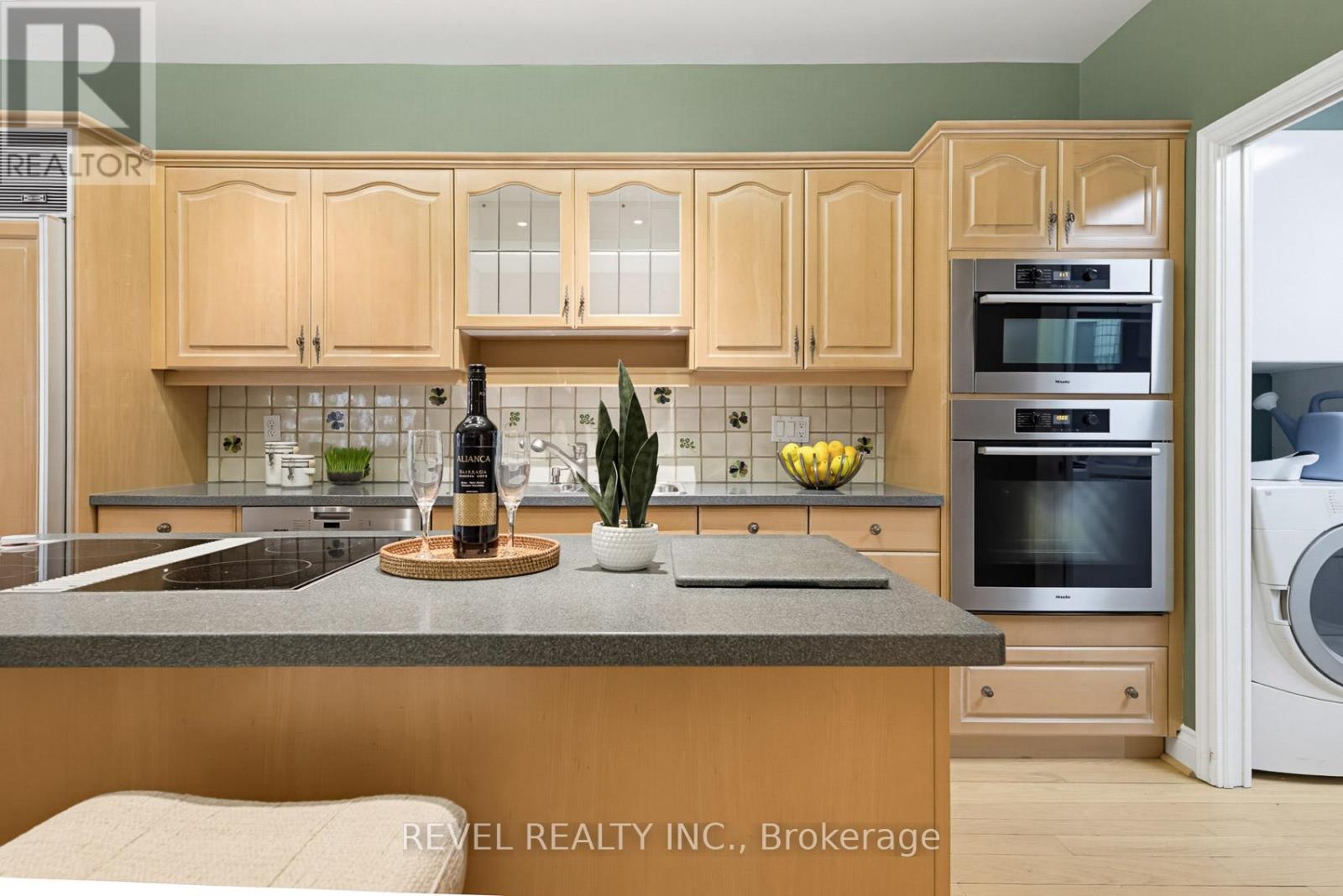 #27 540 QUAIL RIDGE DRIVE - 16