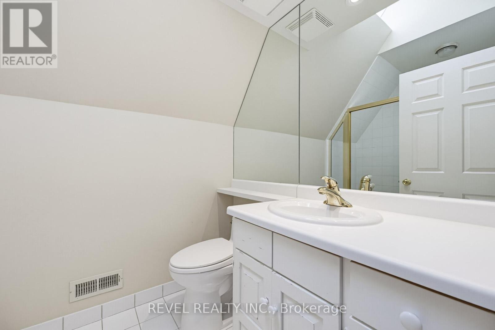 #27 540 QUAIL RIDGE DRIVE - 32