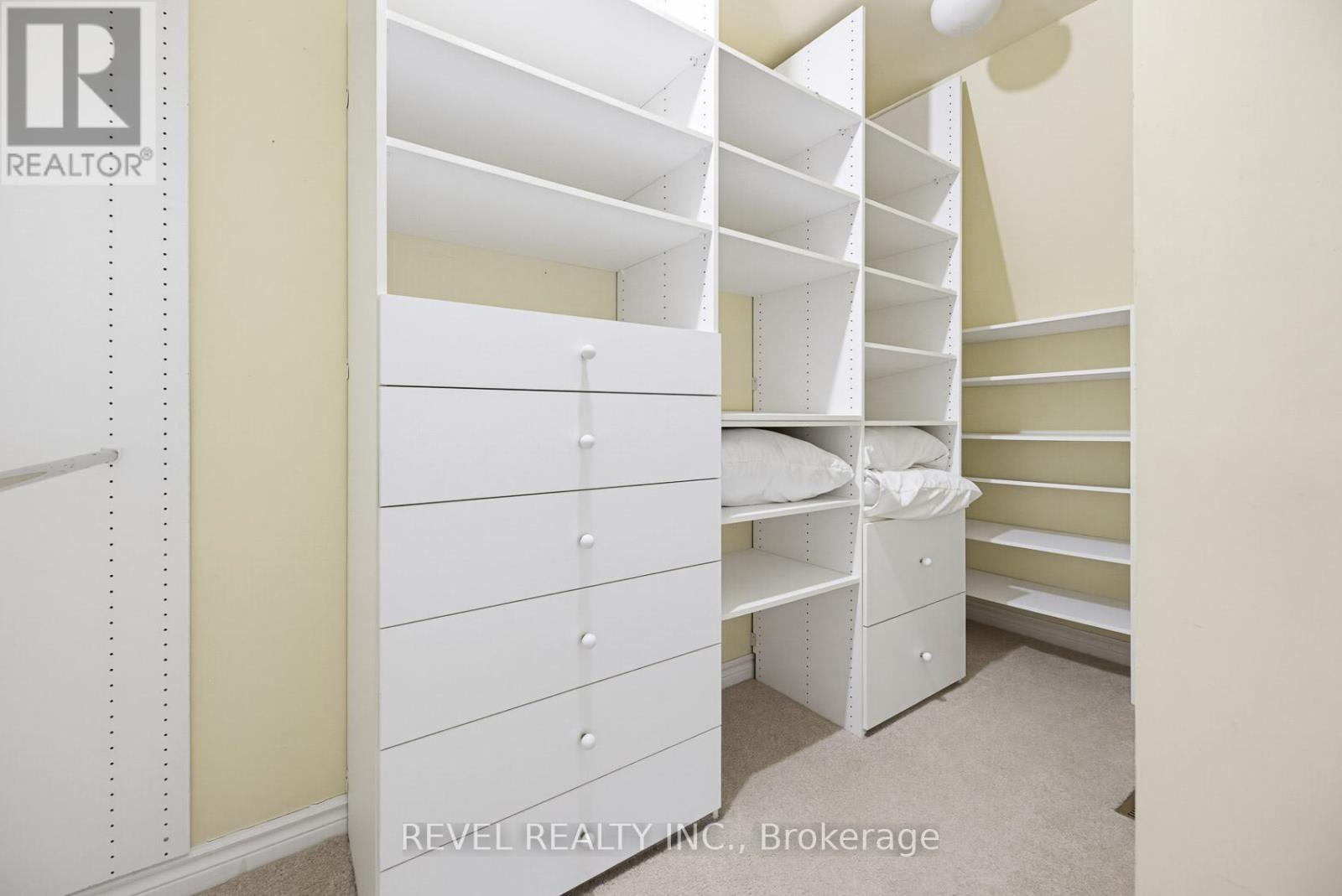 #27 540 QUAIL RIDGE DRIVE - 33