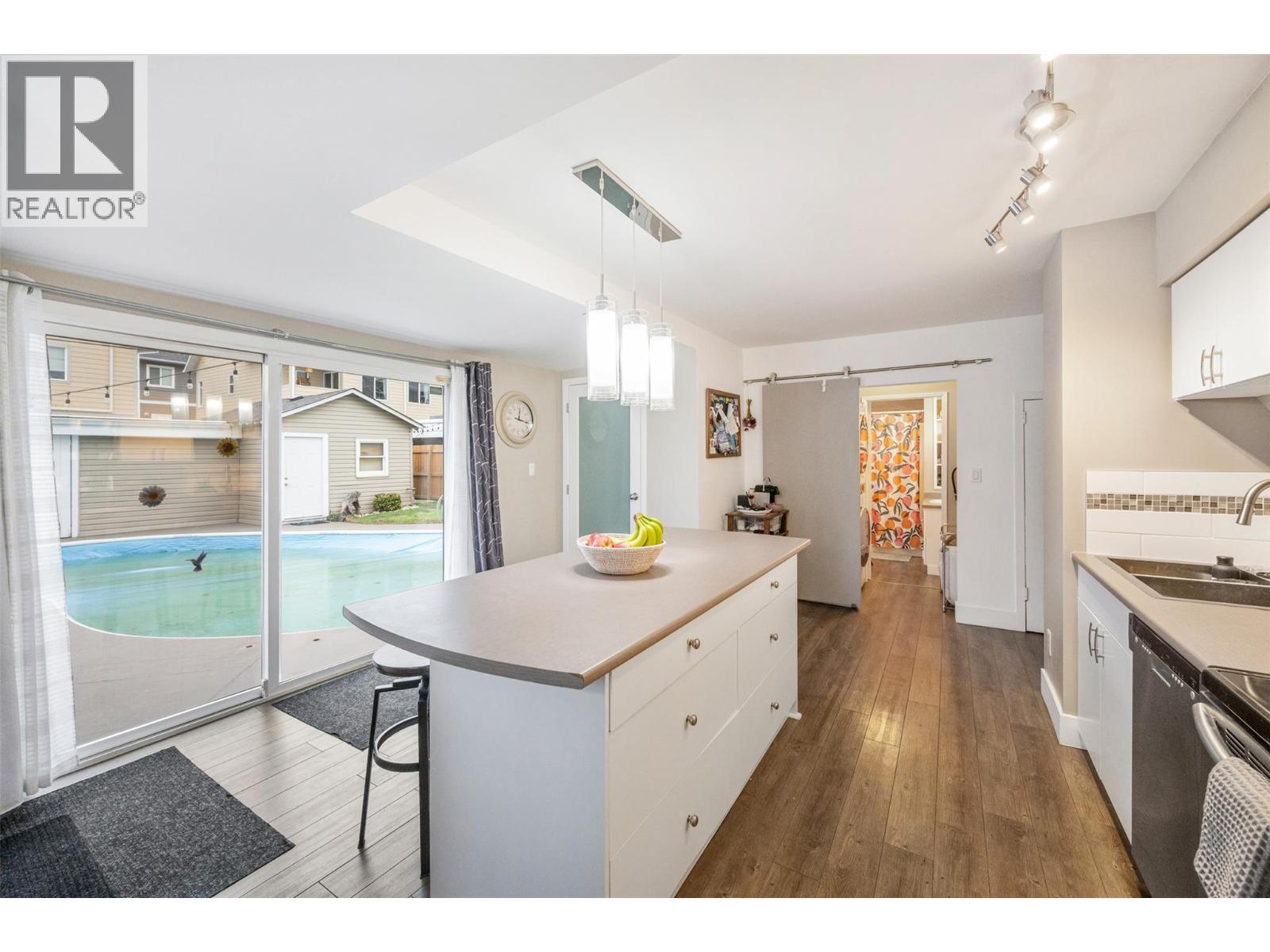 600 Braid Street - 17