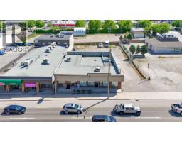  2489 Main Street, West Kelowna