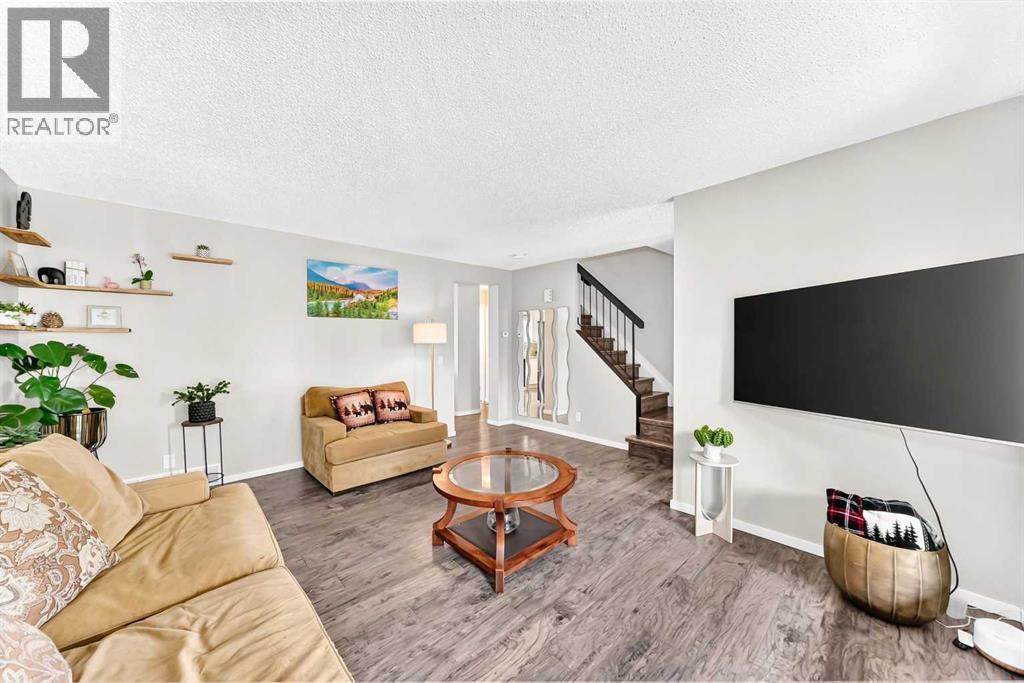 77 Edgeford Way NW - photo 3