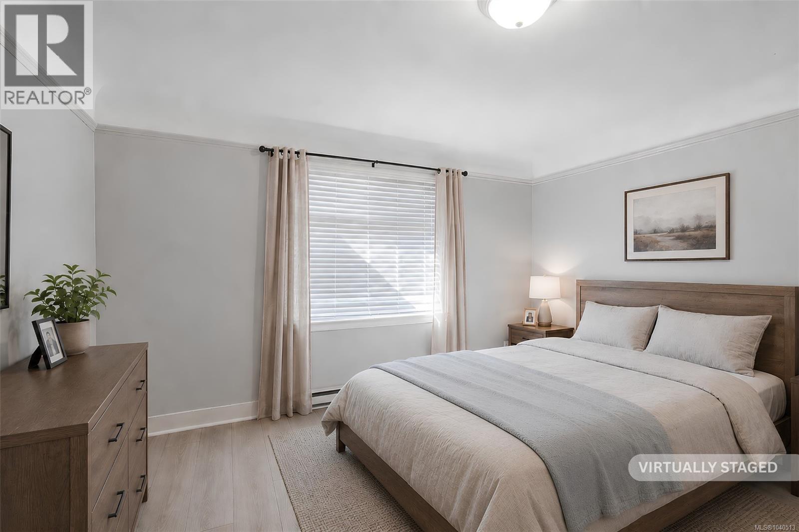  2139 Foul Bay Road, Oak Bay