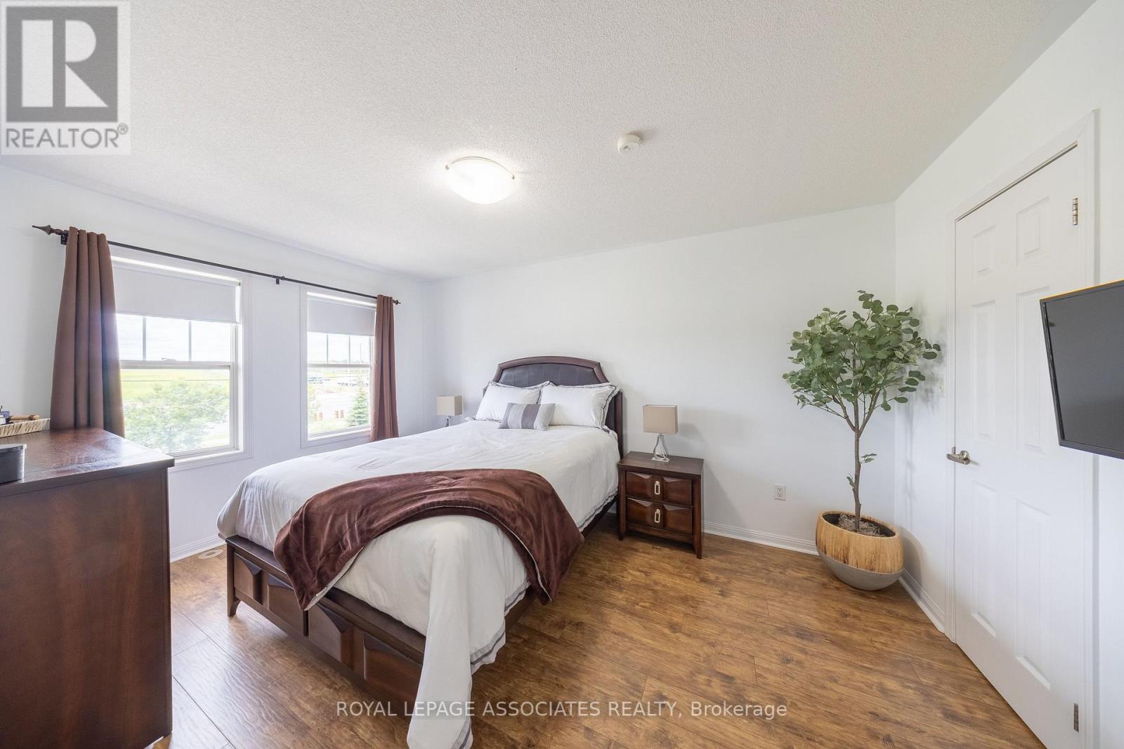 3123 STORNOWAY CIRCLE - 31
