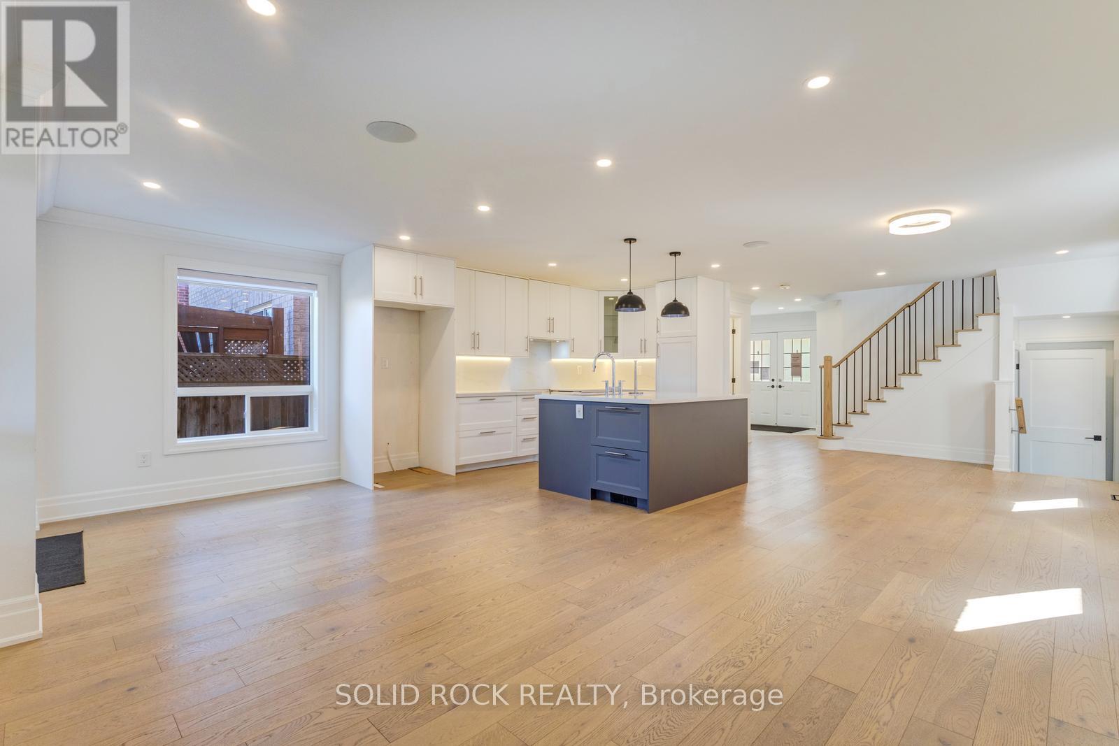 75 TARQUINI CRESCENT - 10
