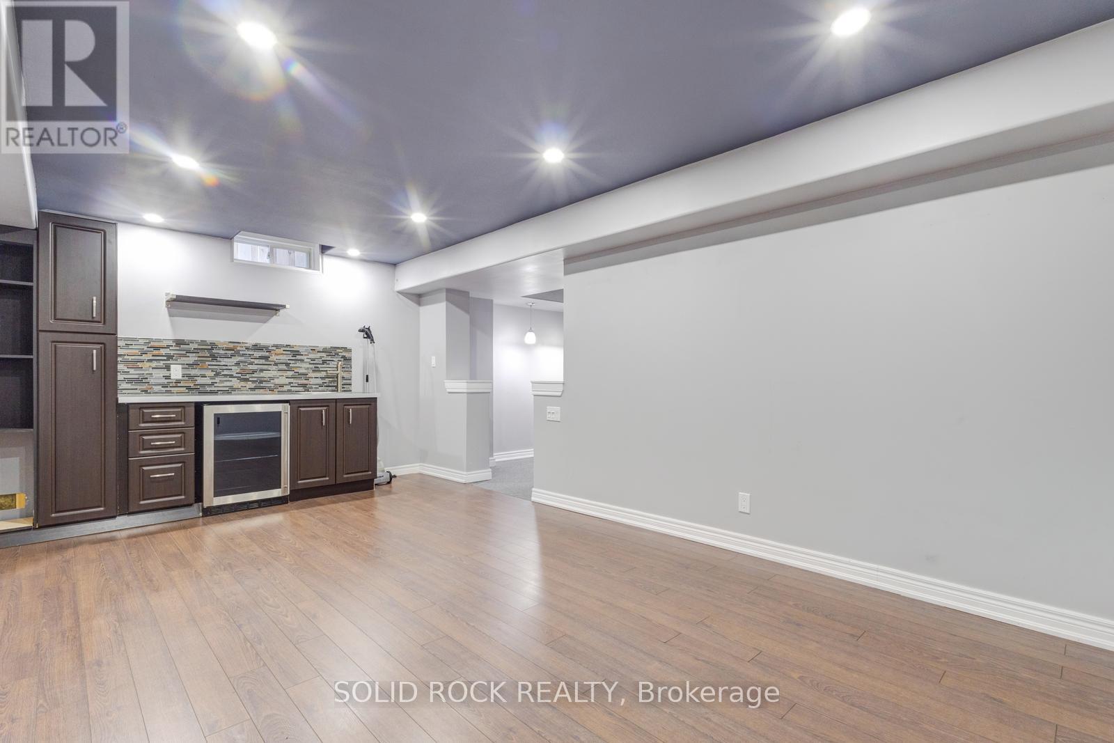 75 TARQUINI CRESCENT - 43