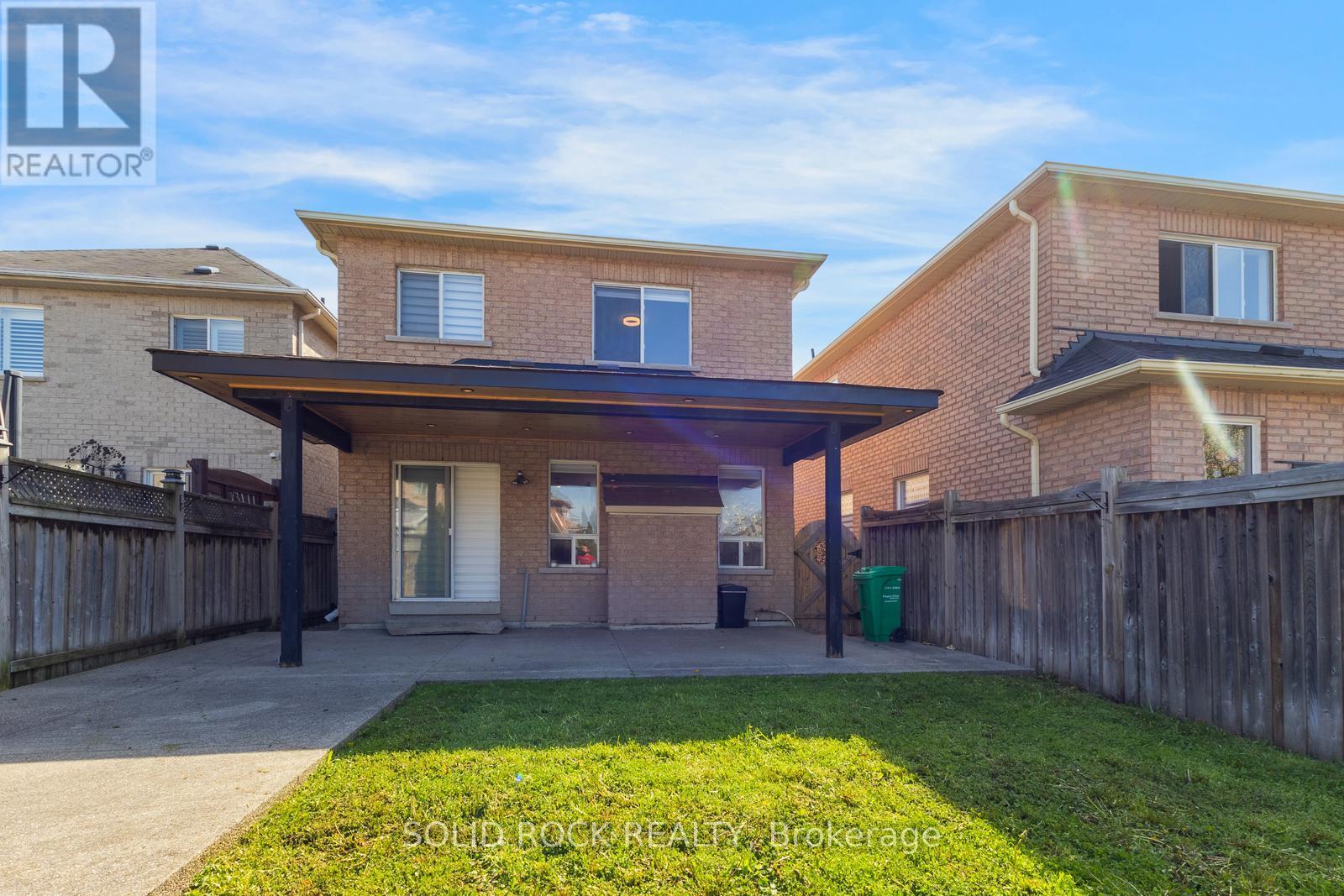 75 TARQUINI CRESCENT - 45