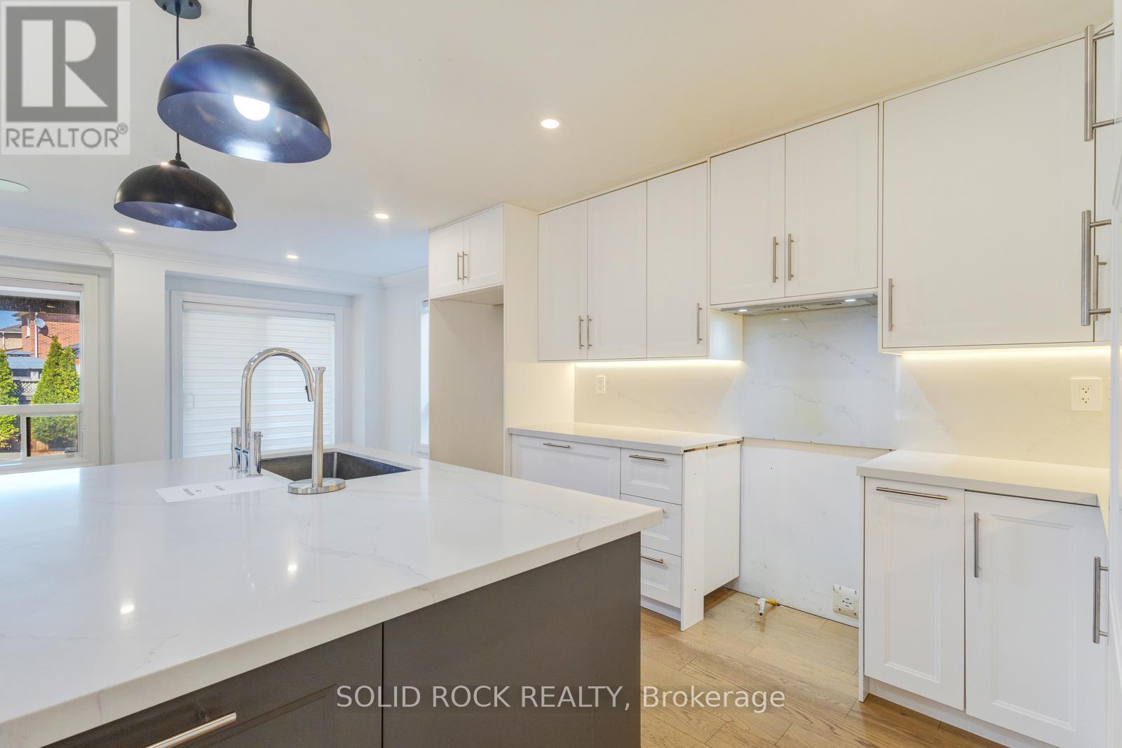 75 TARQUINI CRESCENT - 5