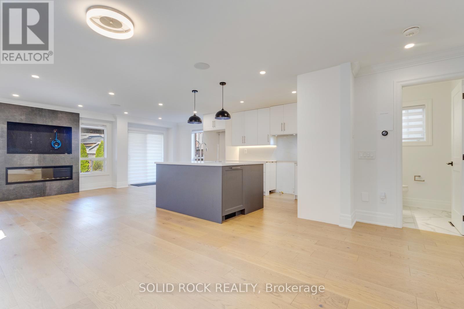 75 TARQUINI CRESCENT - 8