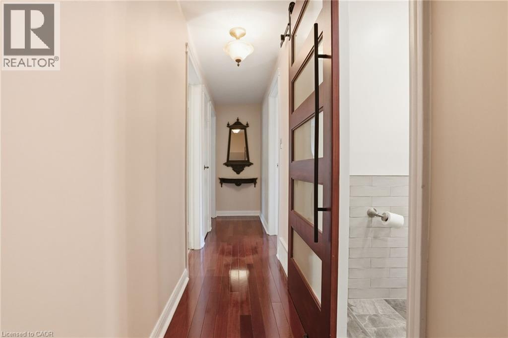 1321 FAIRWAY Court - 16