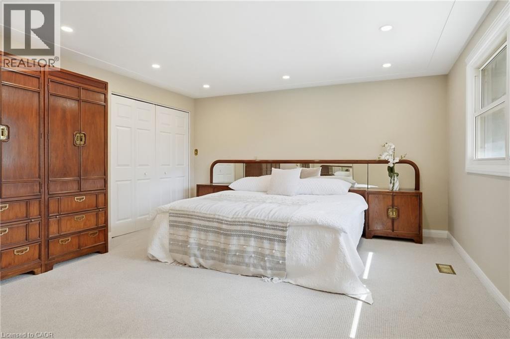 1321 FAIRWAY Court - 17