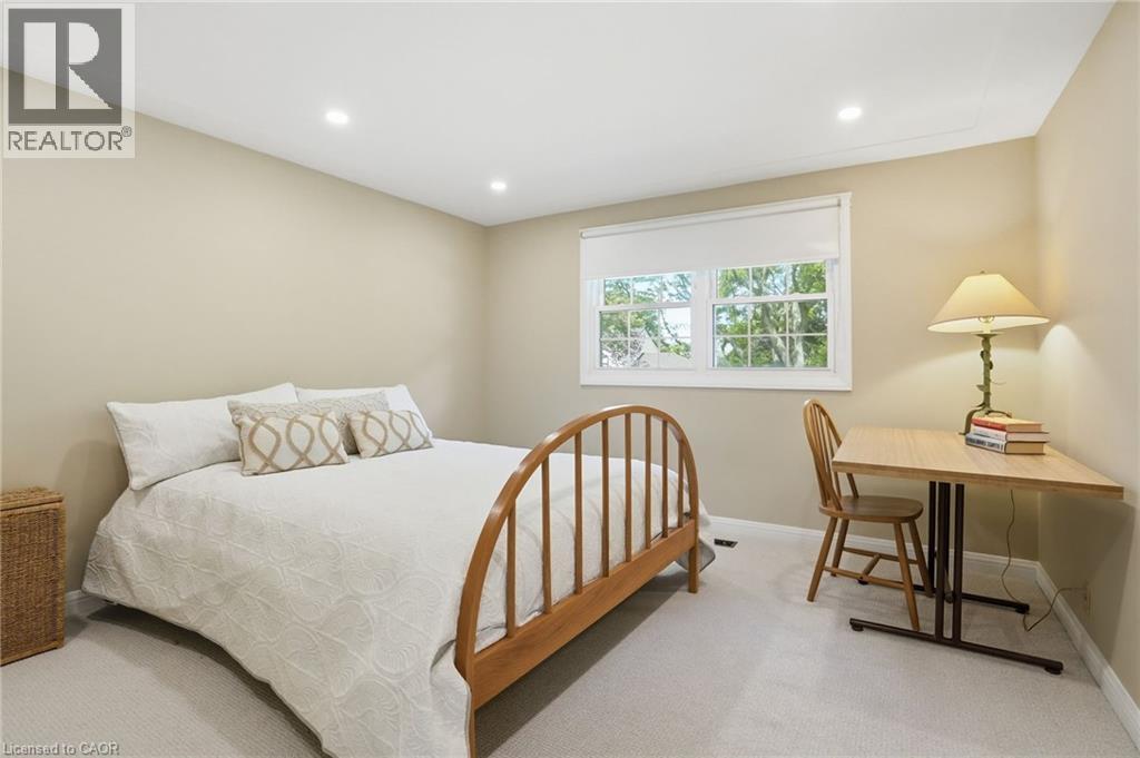 1321 FAIRWAY Court - 21