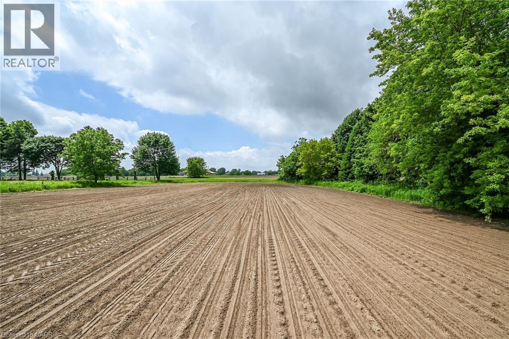 837 SMITH Road - 22