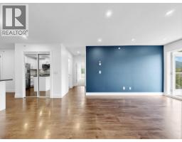 401 1990 Westminster Avenue, Port Coquitlam, BC V3B1E8 Photo 7