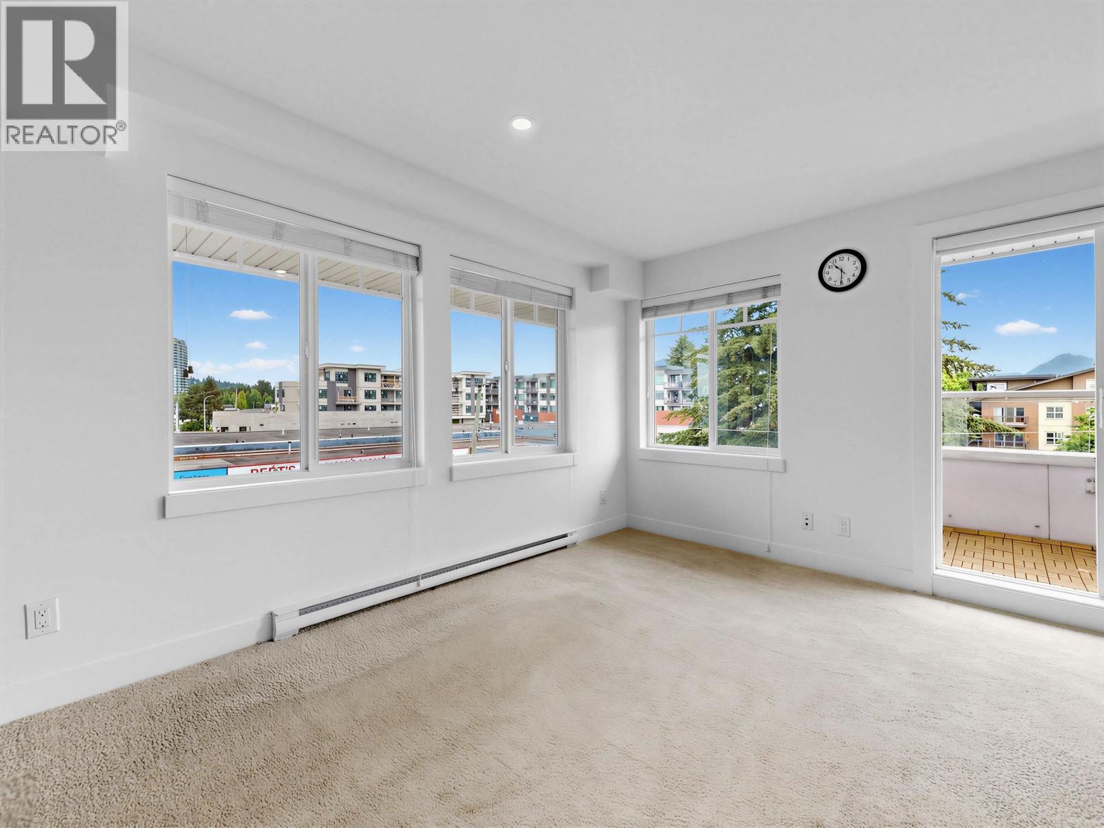 401 1990 WESTMINSTER AVENUE, Port Coquitlam