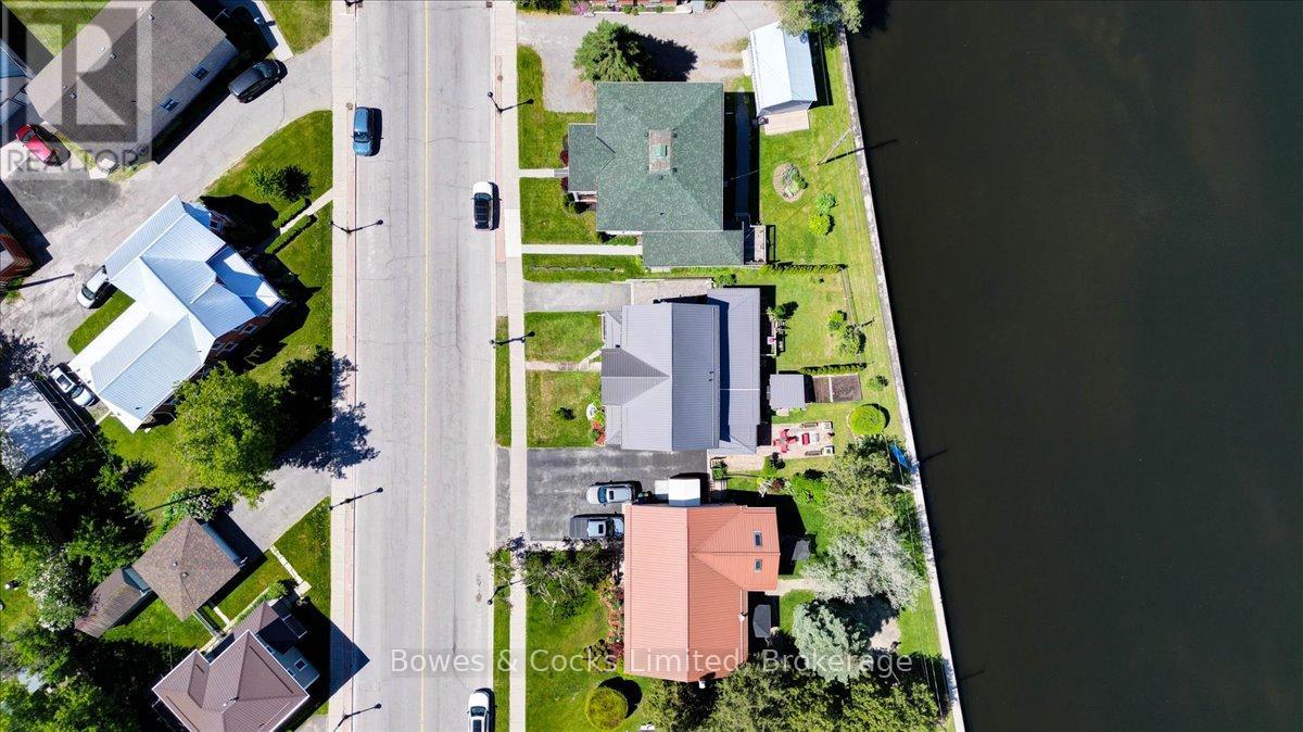 126 FRONT STREET N - 39