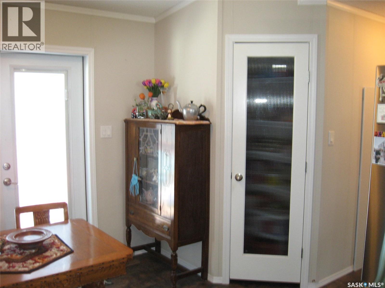 H9 1455 9th AVENUE NE - 10