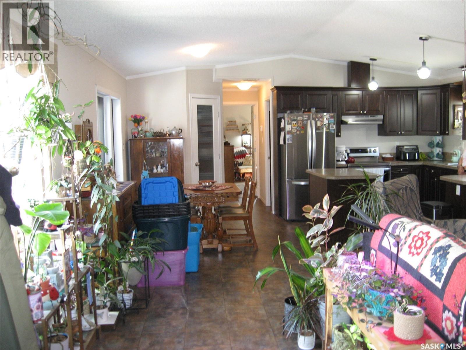 H9 1455 9th AVENUE NE - 32