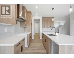 5pc Bathroom - 349 Dawson Wharf Road, Chestermere, AB T1X2W4 Photo 13