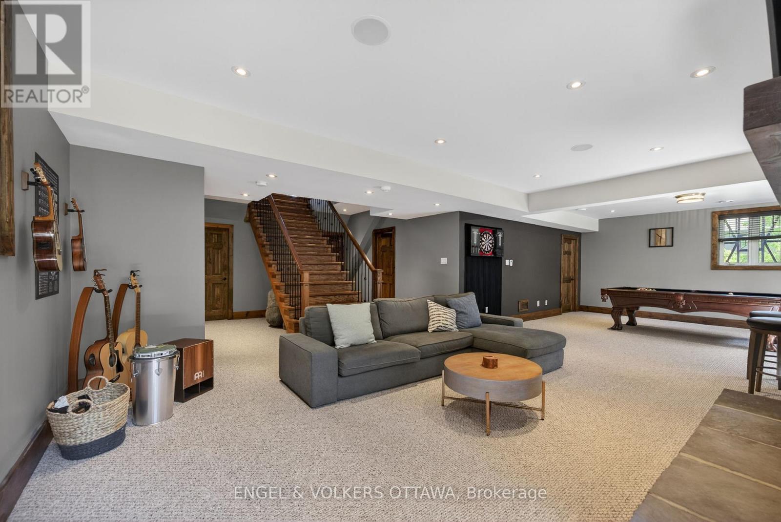 6 Bed, 4 Bath House for Sale in Ottawa – 328 SILENT WOOD GROVE, Ottawa – MLS# X13452512 - Image 36